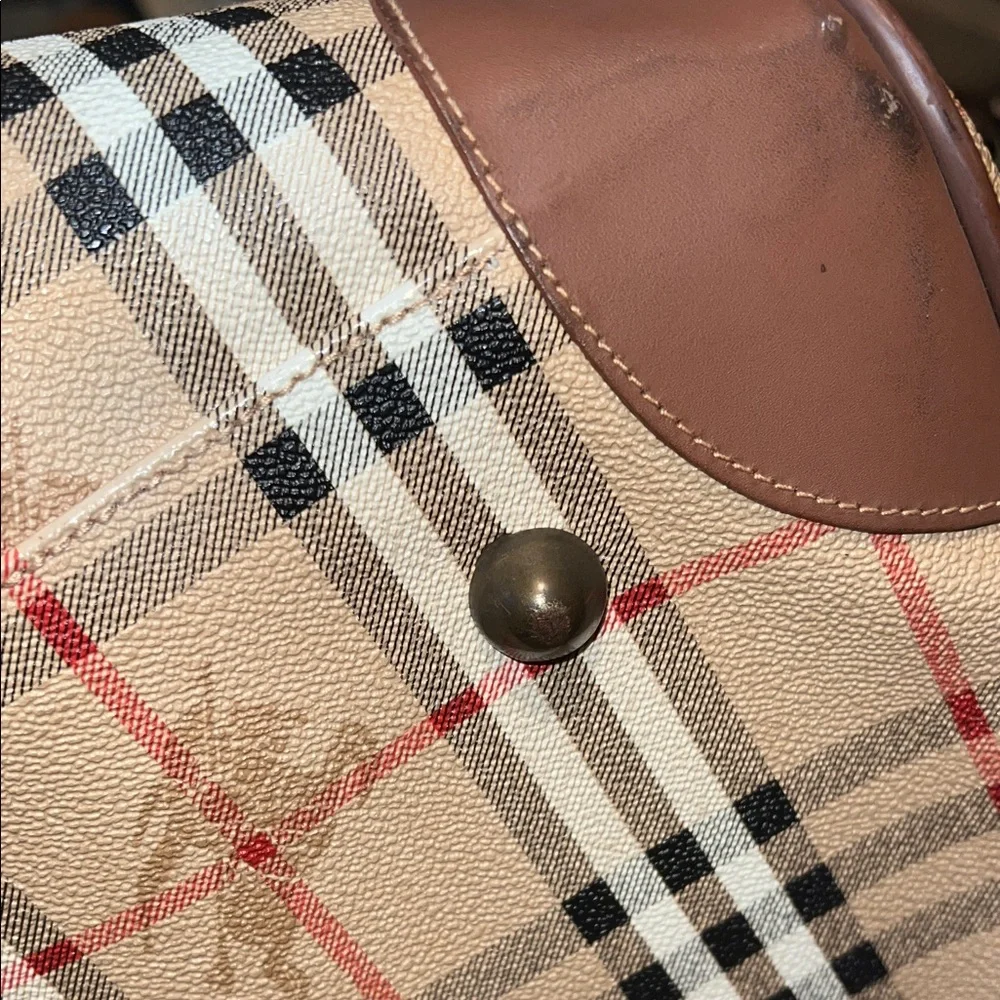 Burberry Brown Checkered Duffle Bag - Picture 4 of 7